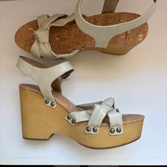KORKS by Kork-Ease Dawson Wedge Sandals in
Off‎ White Sz 11M - Picture 3 of 7